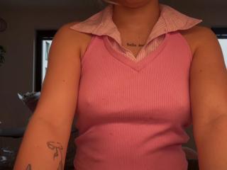 Maci Reynolds flirt4free stream image