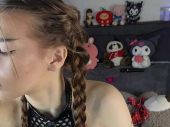 dolly-ll bongacams stream image