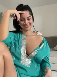 _adelle stripchat stream image