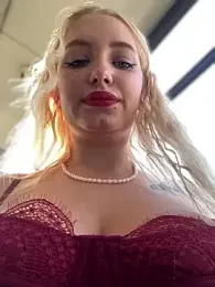 Milkyy_wway stripchat stream image