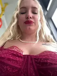 Milkyy_wway stripchat stream image