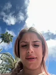 SophieVJ stripchat stream image