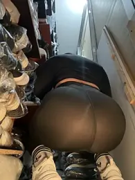 kim_monti stripchat stream image