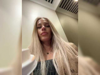 ALVUWKA bongacams stream image