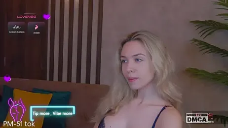 Holl1Would stripchat stream image