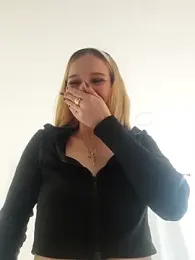 NicoleCut stripchat stream image