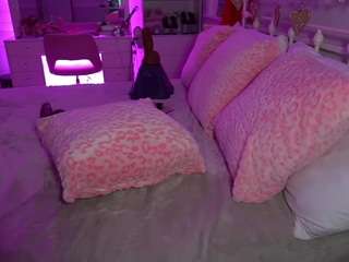 emmagray01 camsoda stream image