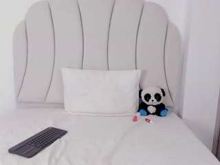 kaity-layne camsoda stream image