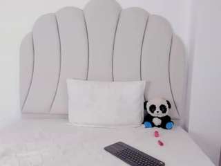 kaity-layne camsoda stream image