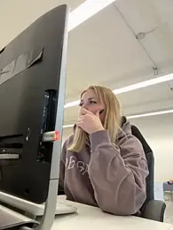 Lana_Liv_ stripchat stream image