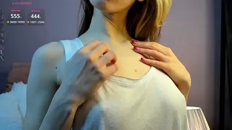 Dearly_Emily stripchat stream image