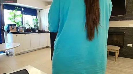 Layla- stripchat stream image