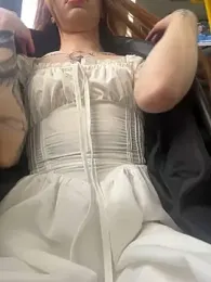 babydolll stripchat stream image