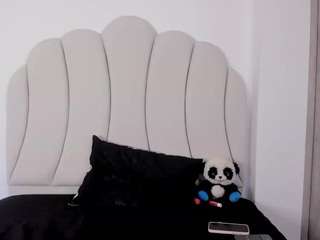 kaity-layne camsoda stream image