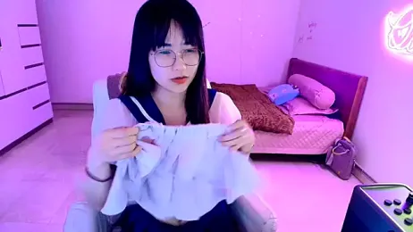 Queen_2k6 stripchat stream image