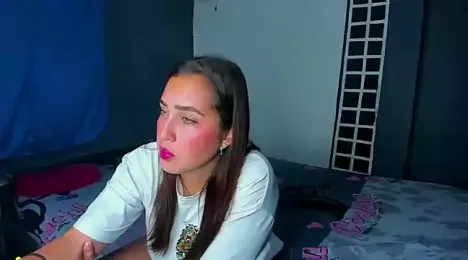 Zara_cum69 stripchat stream image