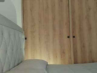 lauracriistina camsoda stream image