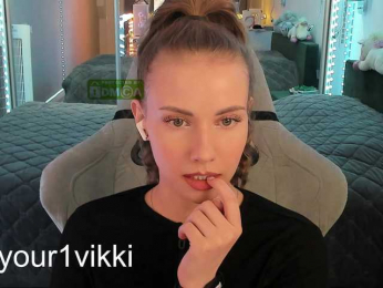 VikkiExtraCheese bongacams stream image