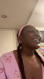 TilaTotti stripchat stream image