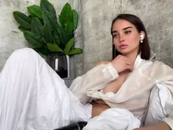 quantum_heart chaturbate stream image