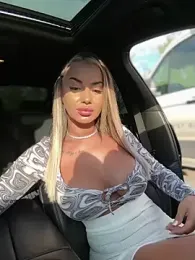 KirstieVegas stripchat stream image