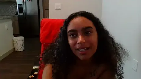 cinnaminnie stripchat stream image, 09.04.2025 17:00