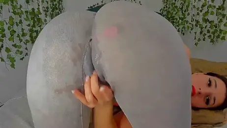 RedAssHottie stripchat stream image