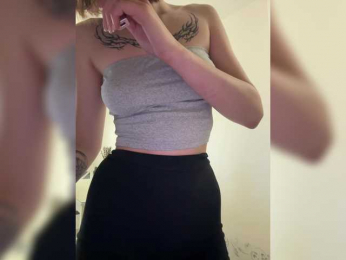 BabyDarii bongacams stream image