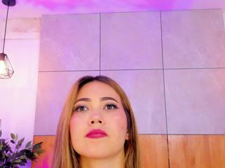 Azura Wave flirt4free stream image