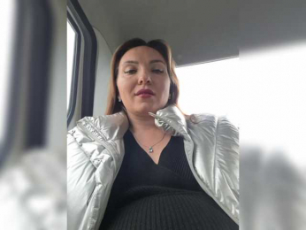 DIVORA bongacams stream image