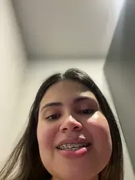 melanny10 stripchat stream image