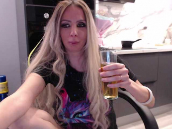 blondalina bongacams stream image