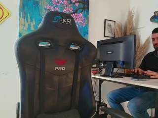 mike-maite camsoda stream image