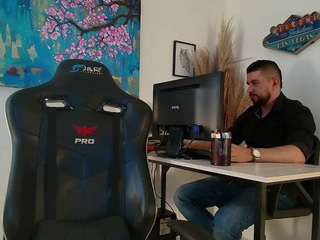 mike-maite camsoda stream image