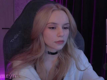 fymryn bongacams stream image