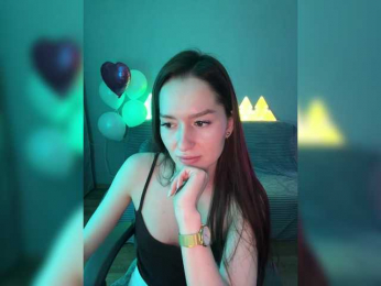 whiteTEA bongacams stream image