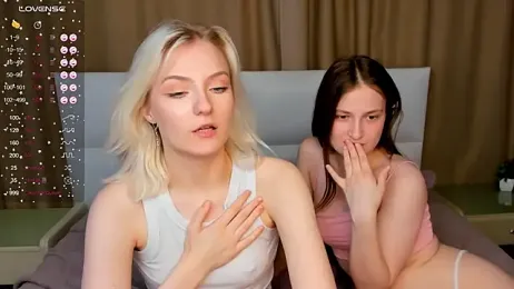 MonaCusson stripchat stream image