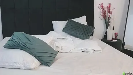 SeniGrande stripchat stream image