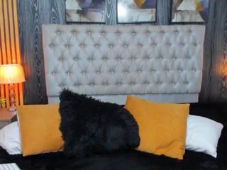 April Stonee flirt4free stream image