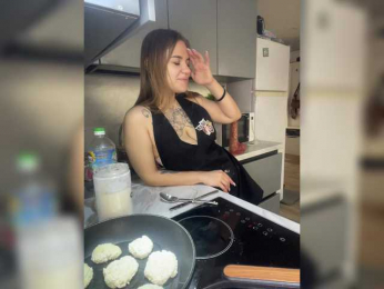 -Tiki-Riki- bongacams stream image