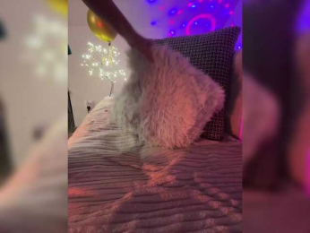 Sugarbaby33 bongacams stream image