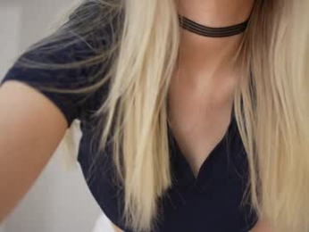 kriss0leoo chaturbate stream image