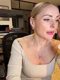 EmaSalis stripchat stream image