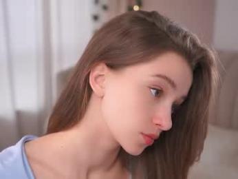 little_poetry chaturbate stream image, 17.04.2025 15:00