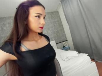 ehotlovea chaturbate stream image, 17.04.2025 23:40