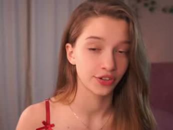 little_poetry chaturbate stream image, 20.04.2025 15:00