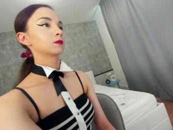 ehotlovea chaturbate stream image, 21.04.2025 00:00