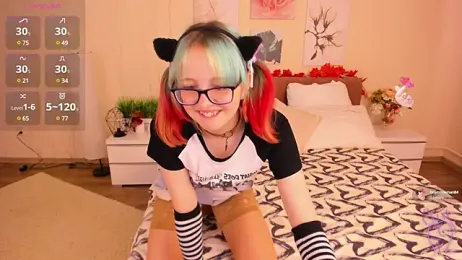 CoralineYoung stripchat stream image