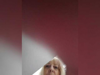 mery8poppins bongacams stream image