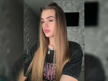 SweetyMia bongacams stream image